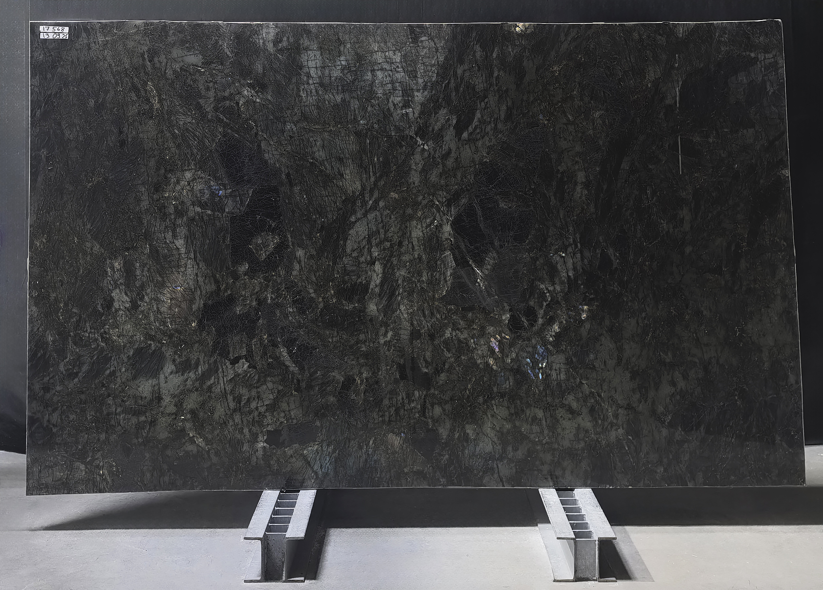 P0020011200101_38_290621_17568