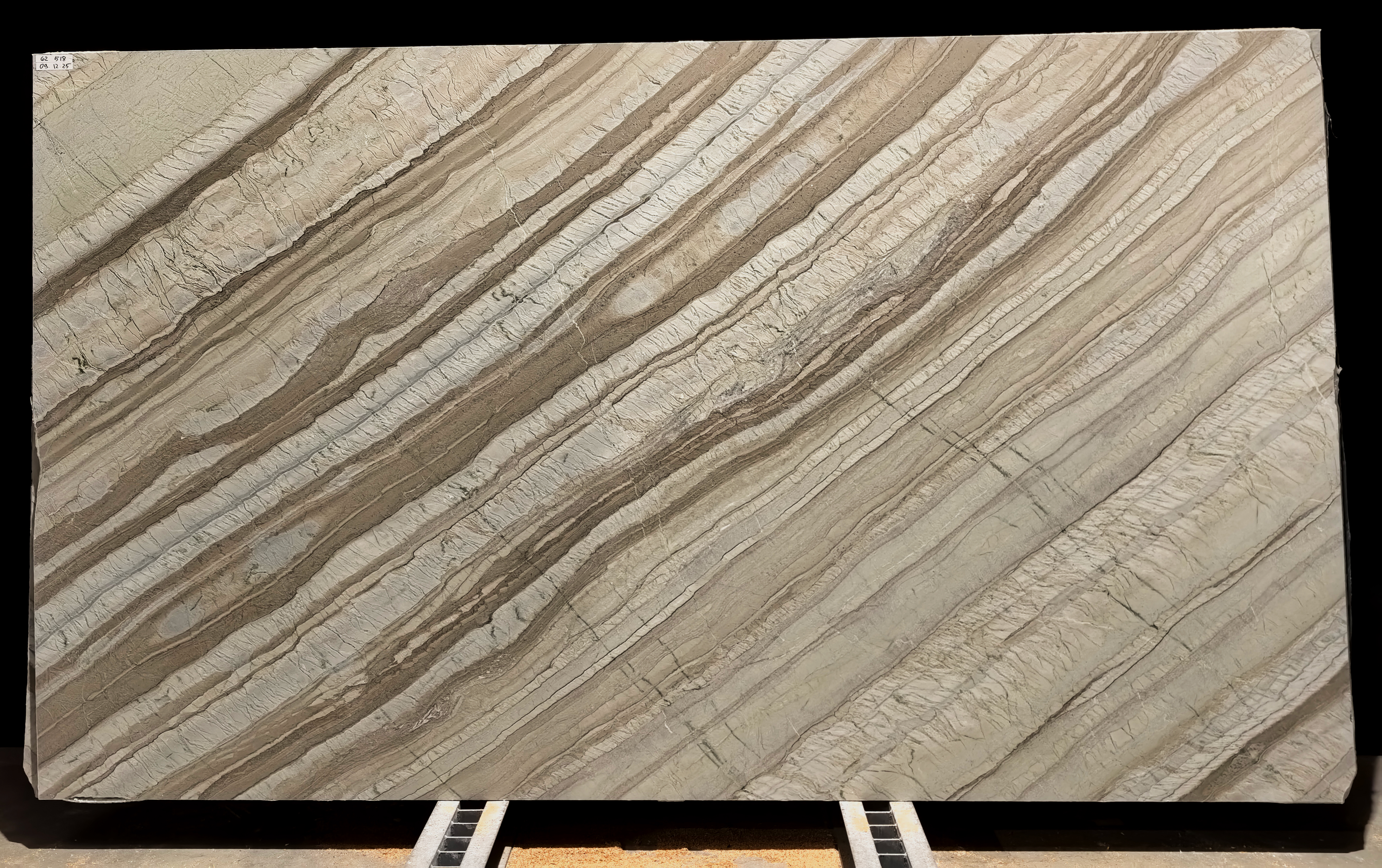 Corteccia/020/Anticato (62518 (3 380 х 1 950))
