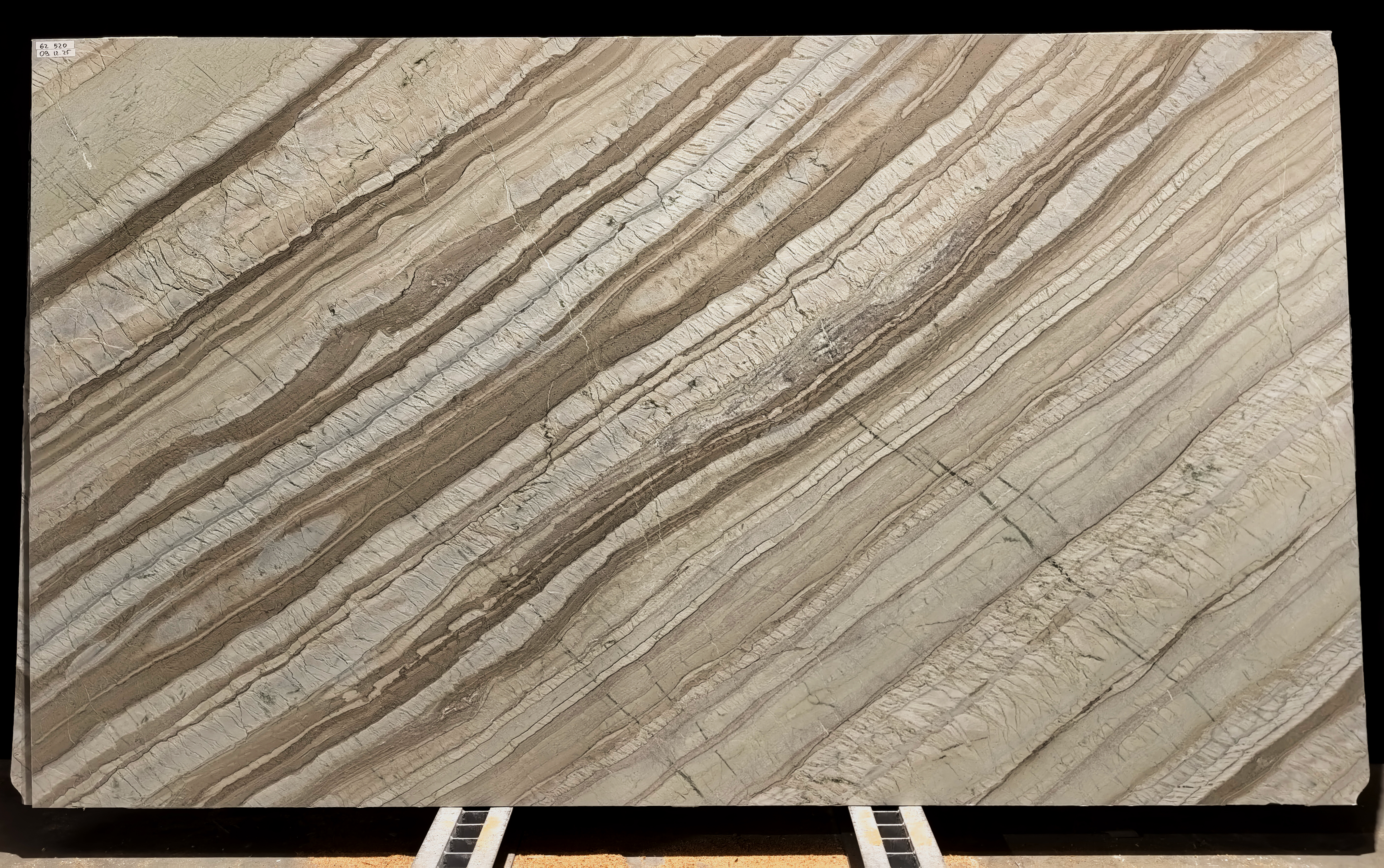 Corteccia/020/Anticato (62520 (3 380 х 1 950))