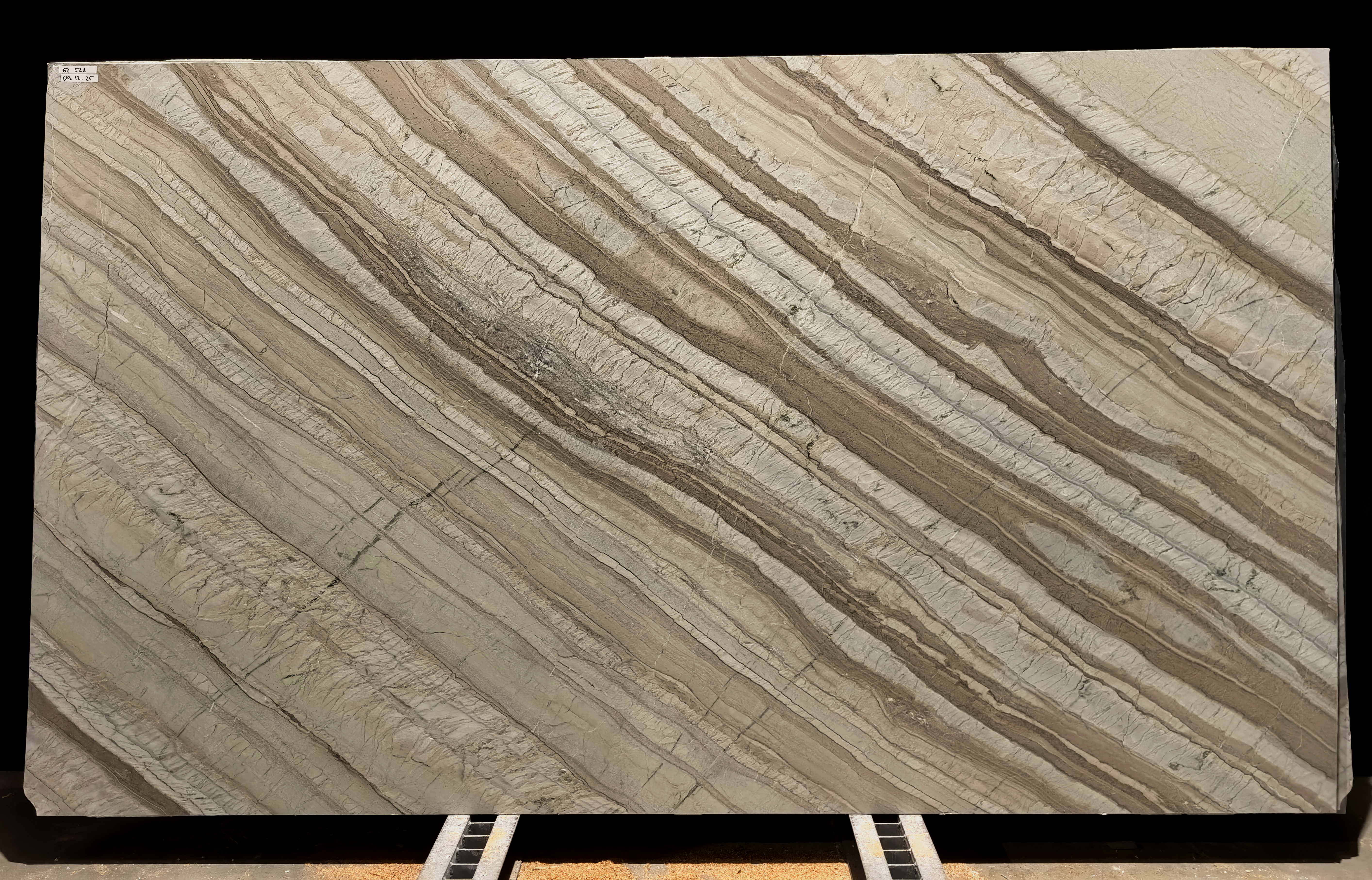 Corteccia/020/Anticato (62521 (3 380 х 1 950))