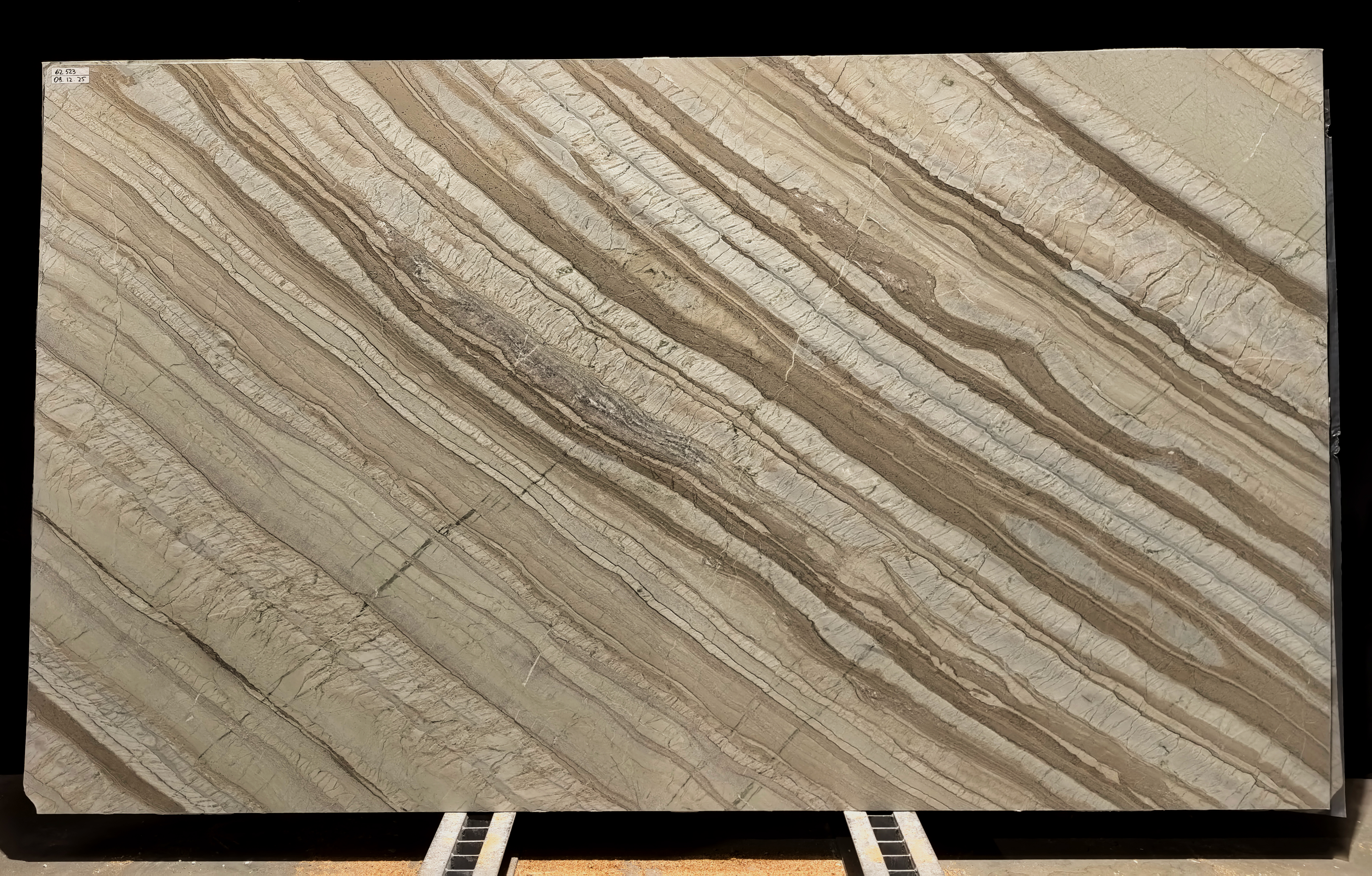 Corteccia/020/Anticato (62523 (3 380 х 1 950))