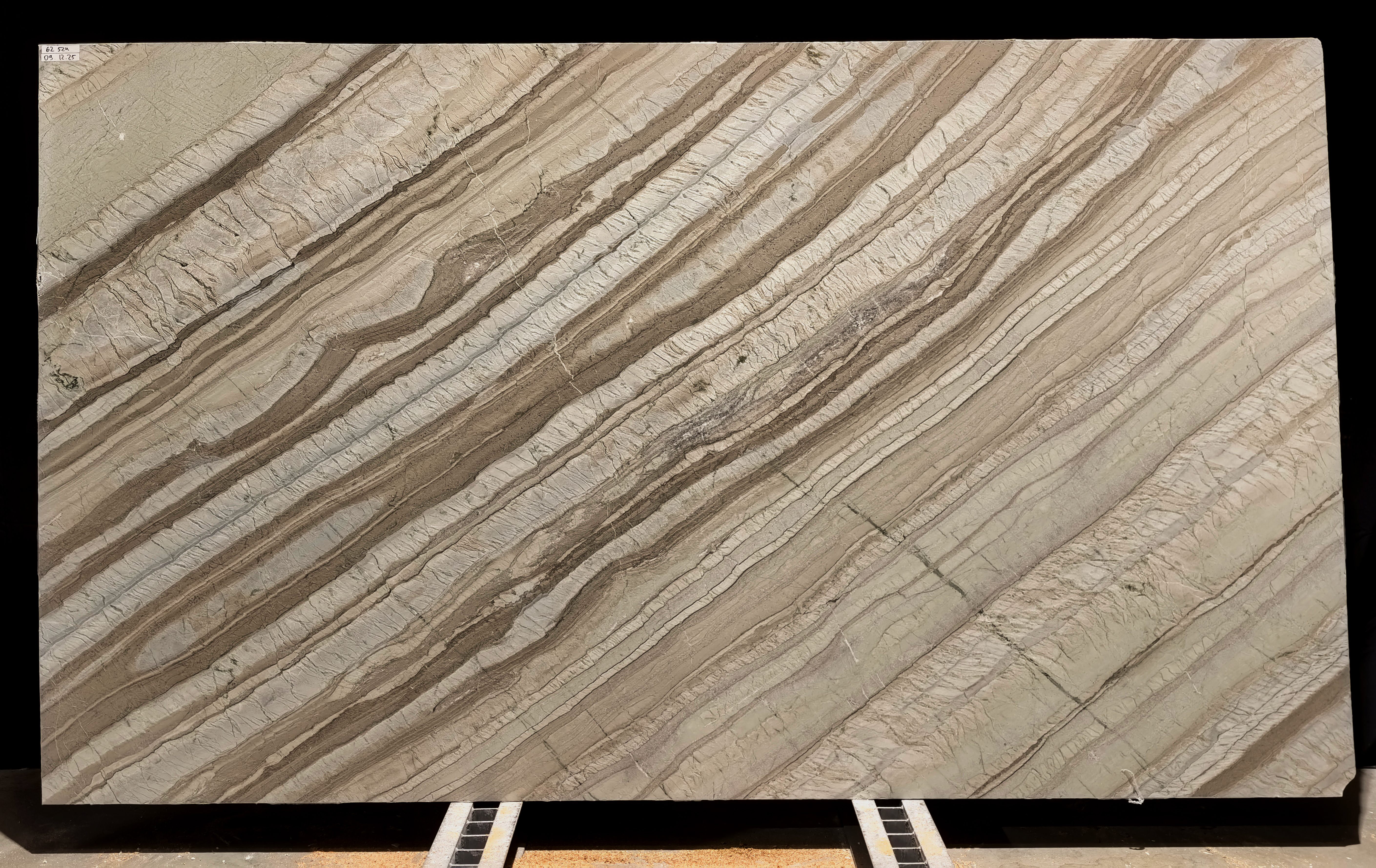 Corteccia/020/Anticato (62524 (3 380 х 1 950))