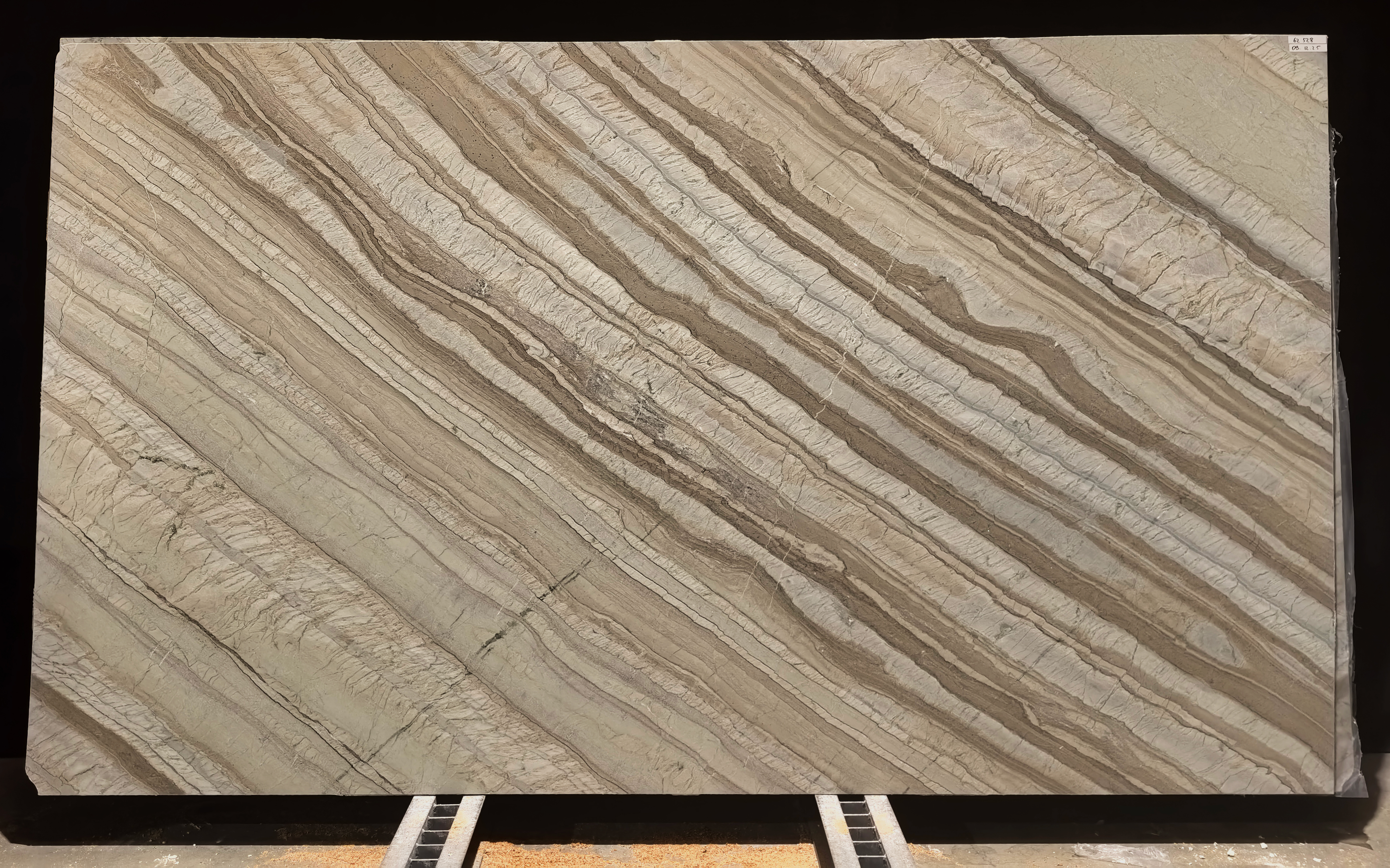 Corteccia/020/Anticato (62528 (3 380 х 1 950))