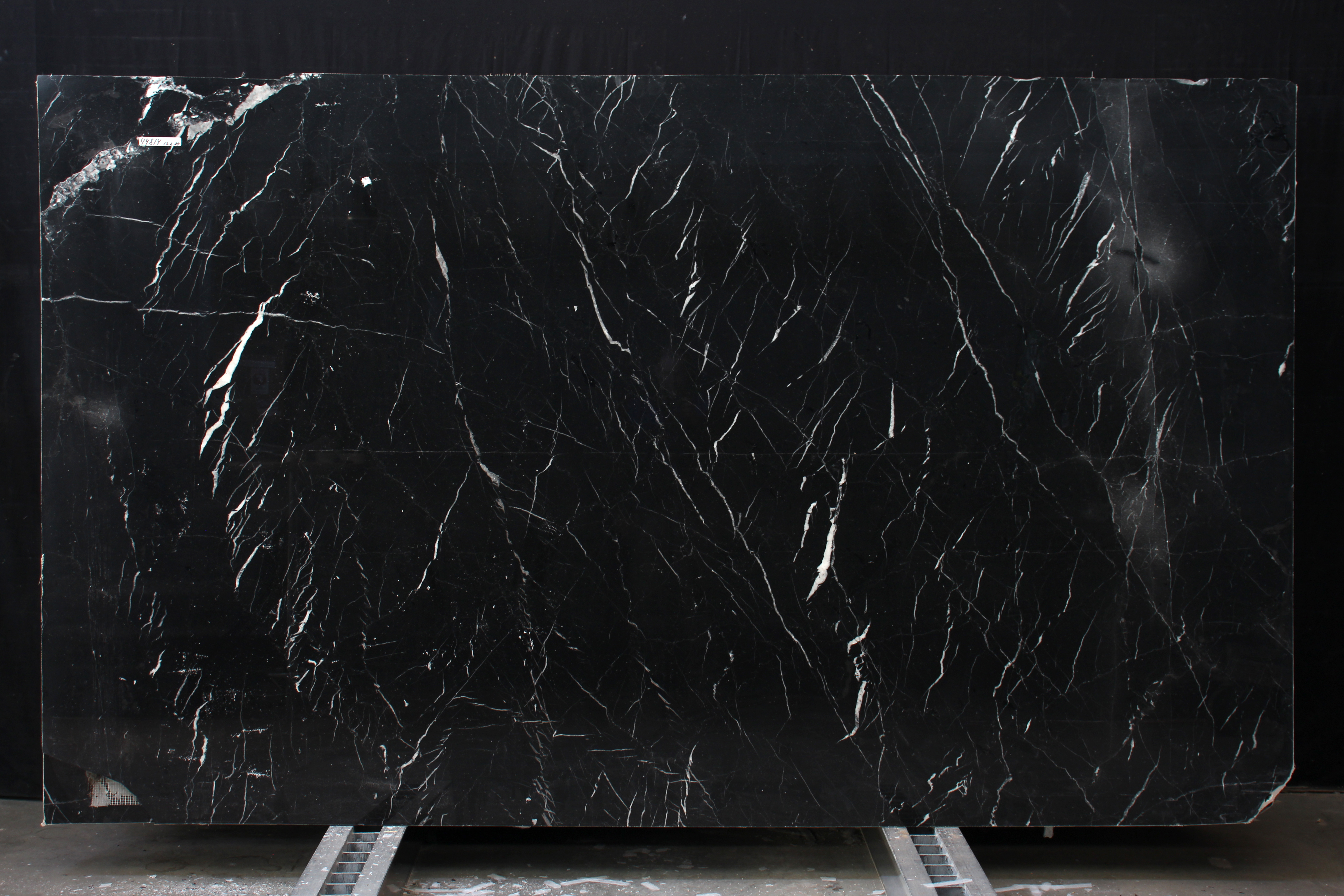 Nero Marquina/020/Полированная (44814 (2 800 х 1 750))