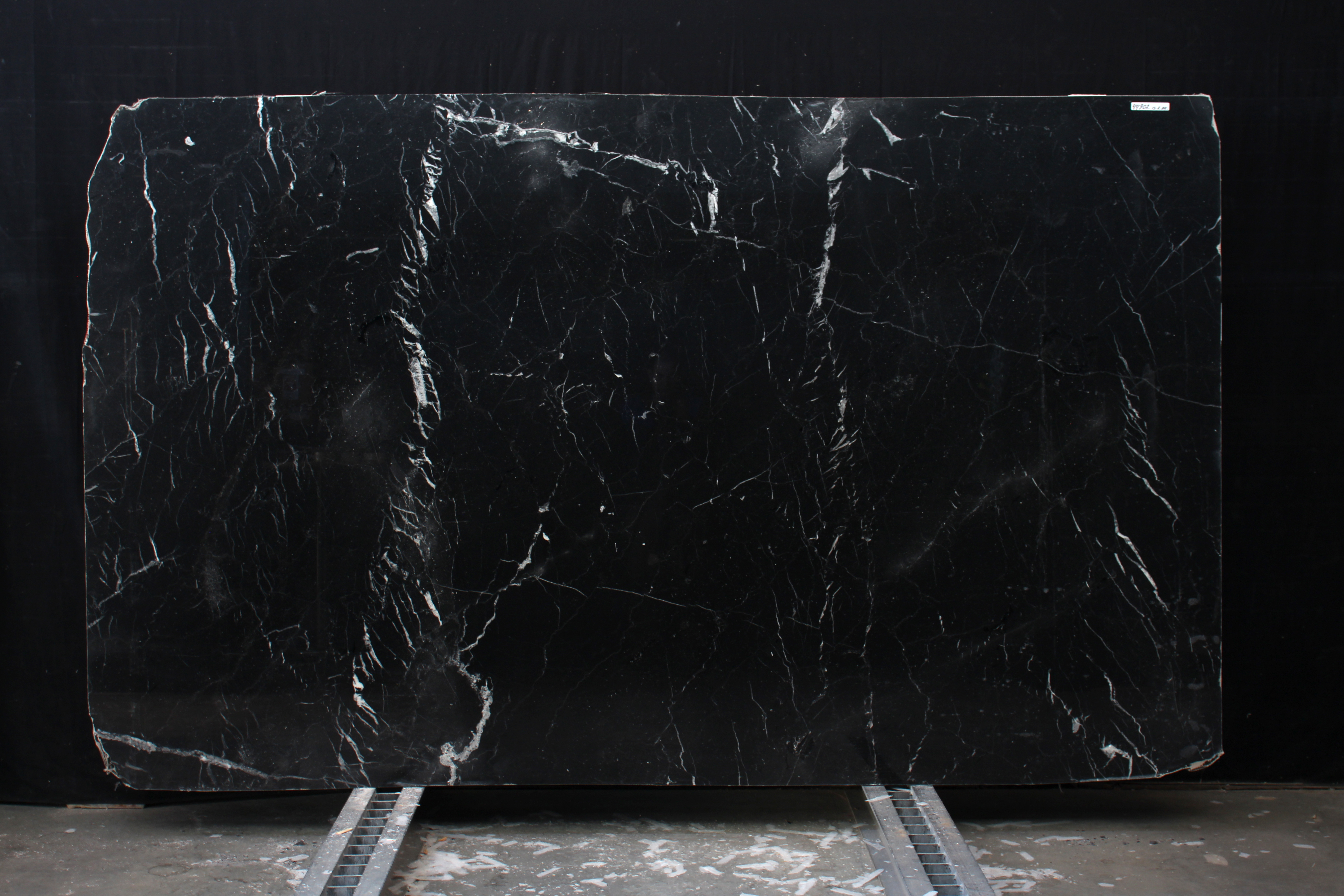 Nero Marquina/020/Полированная (44902 (2 900 х 1 770))