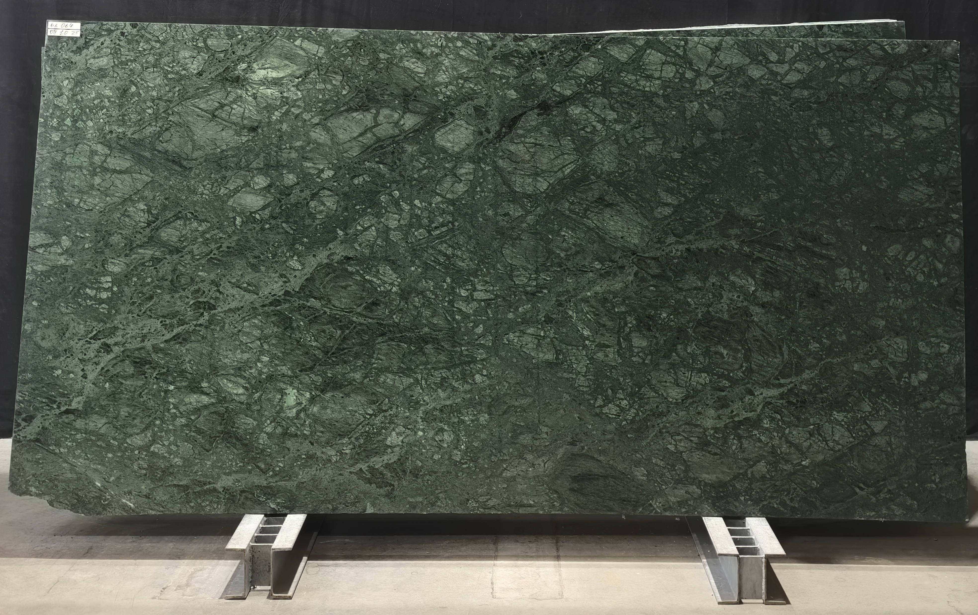 Verde India/020/Полированная (61064 (2 800 х 1 420))