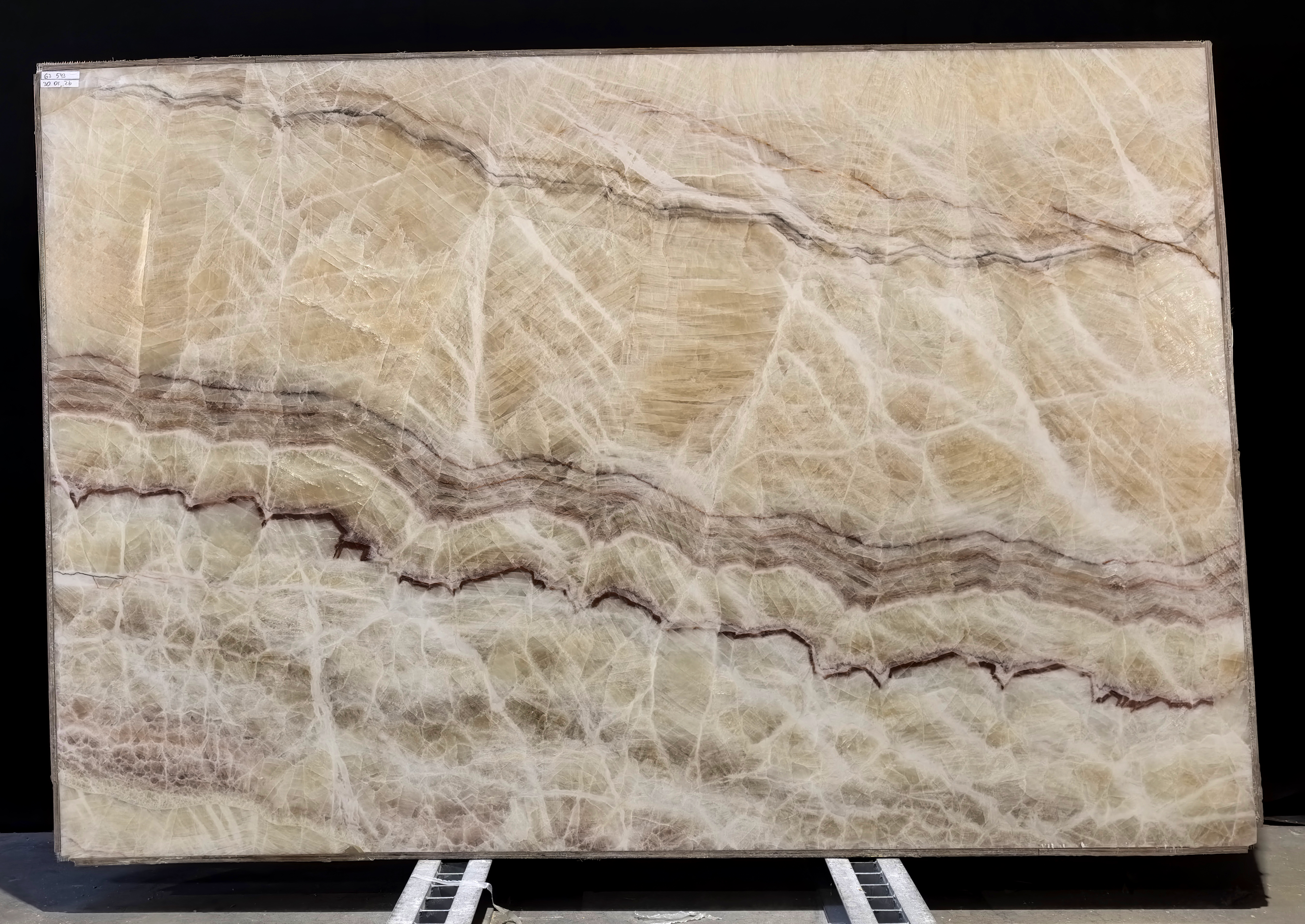 Onyx Beige/020/Полированная (63543 (2 970 х 2 030))