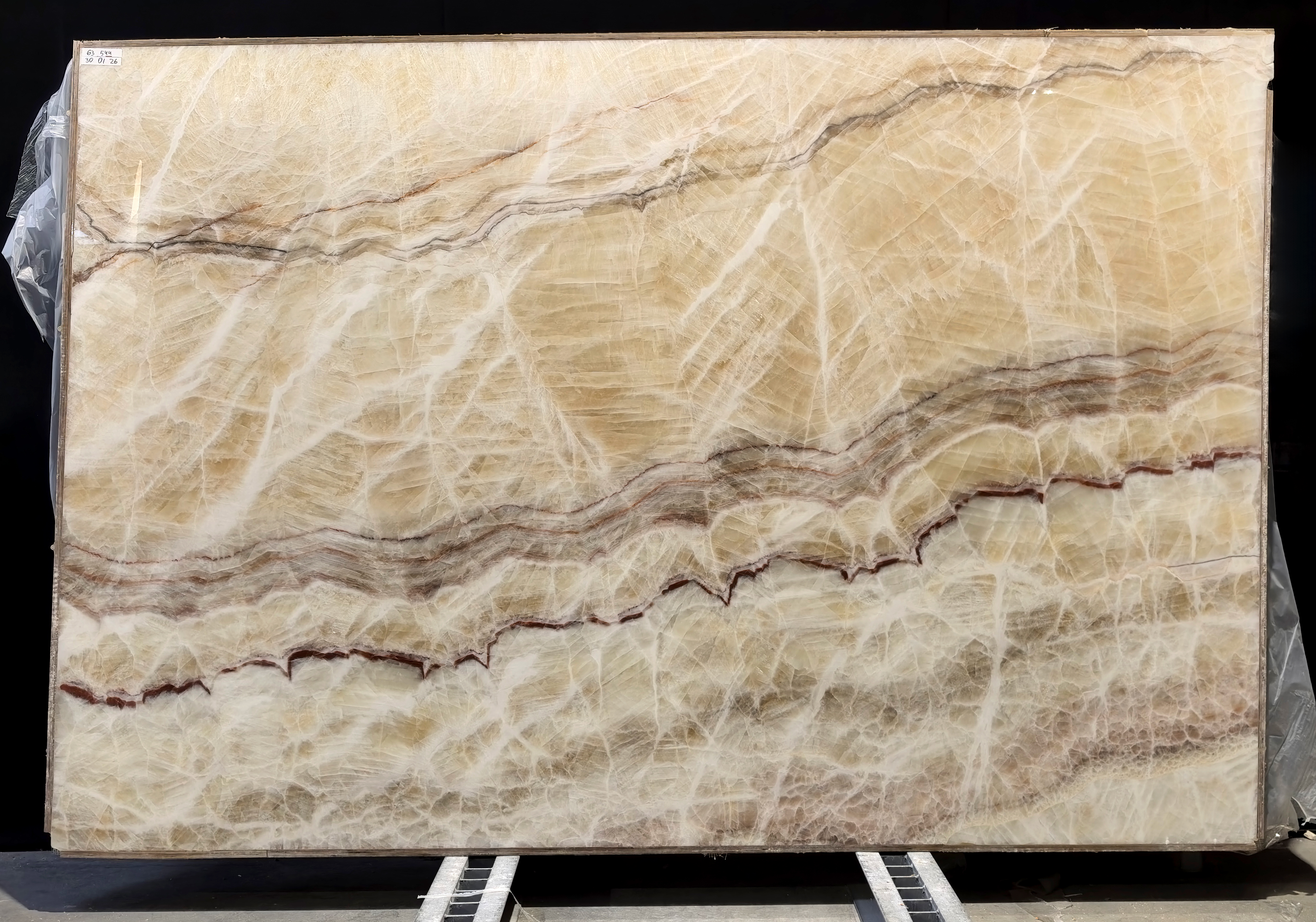 Onyx Beige/020/Полированная (63544 (2 970 х 2 030))